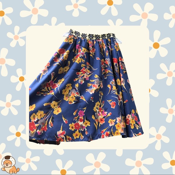 SOLD- Anthropologie Edme and Esyllte Goldfield Floral Silk Skirt - Picture 6 of 15